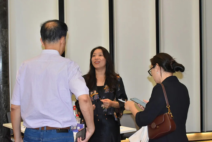  億天凈化總經理出席生物制藥與醫療器械研討廠房建設沙龍，并發表演講 